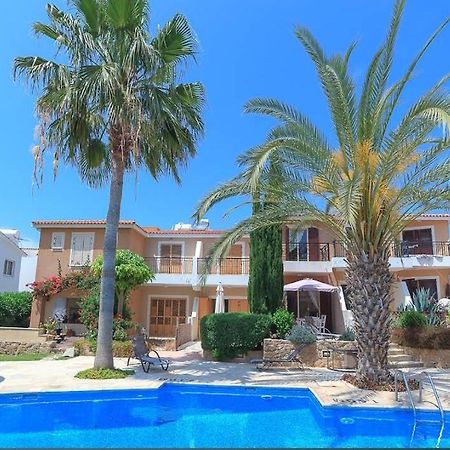Eden Gardens Villa Paphos Buitenkant foto