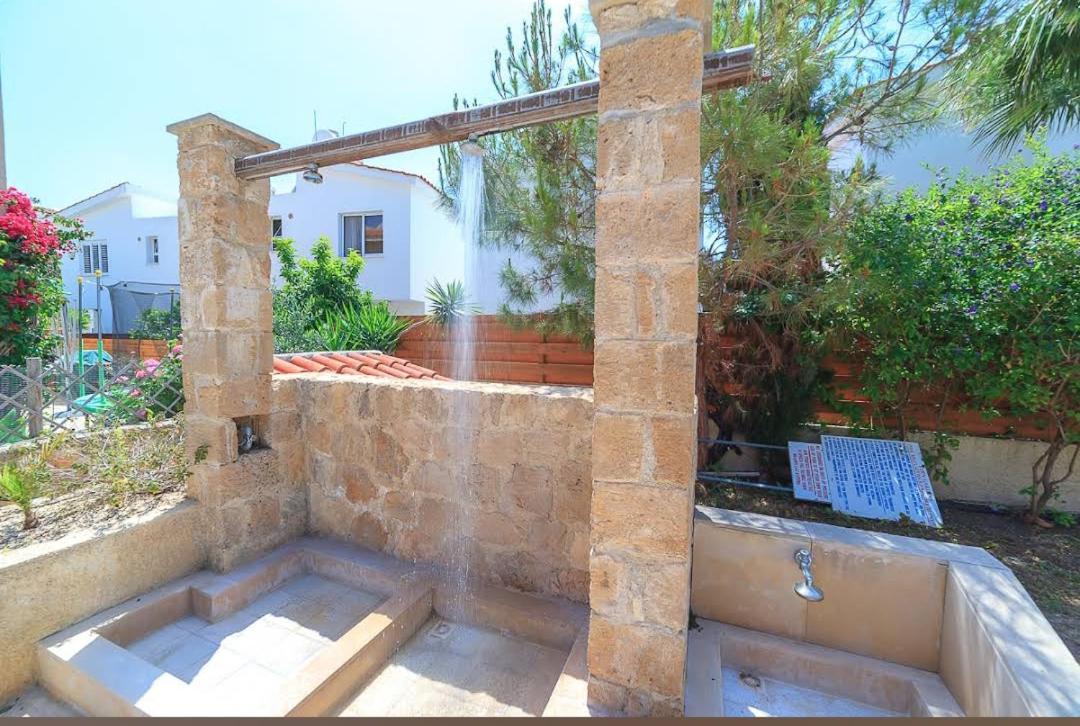 Eden Gardens Villa Paphos Buitenkant foto