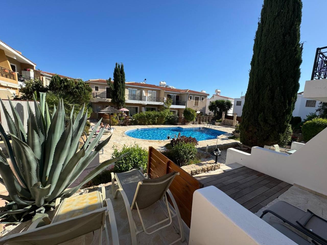 Eden Gardens Villa Paphos Buitenkant foto
