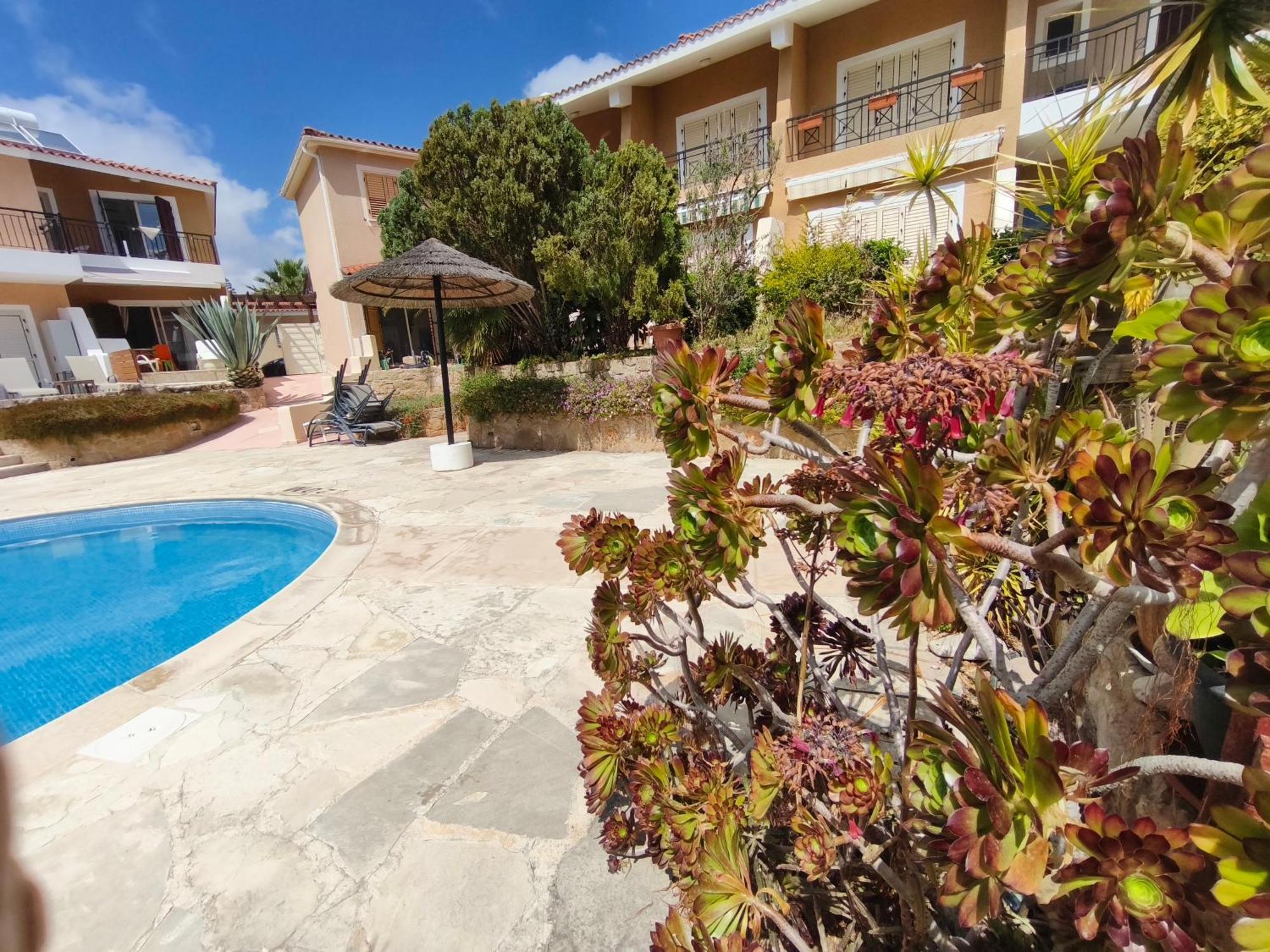 Eden Gardens Villa Paphos Buitenkant foto